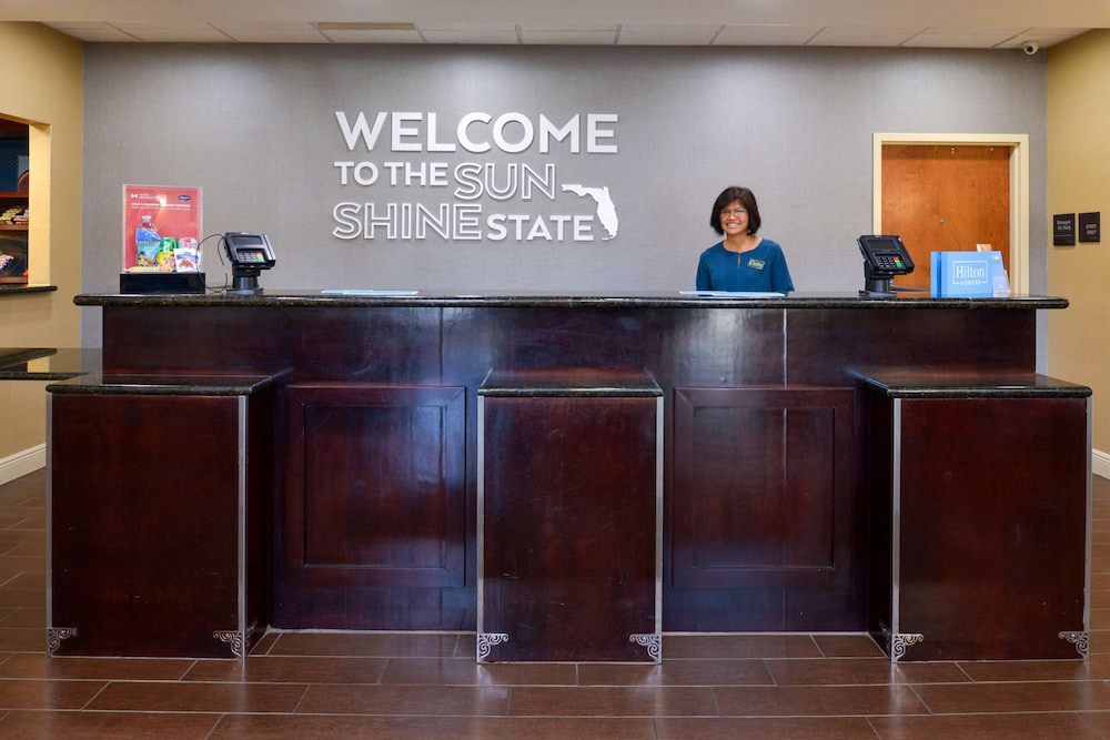 hampton inn and suites cape coral fort myers area fl