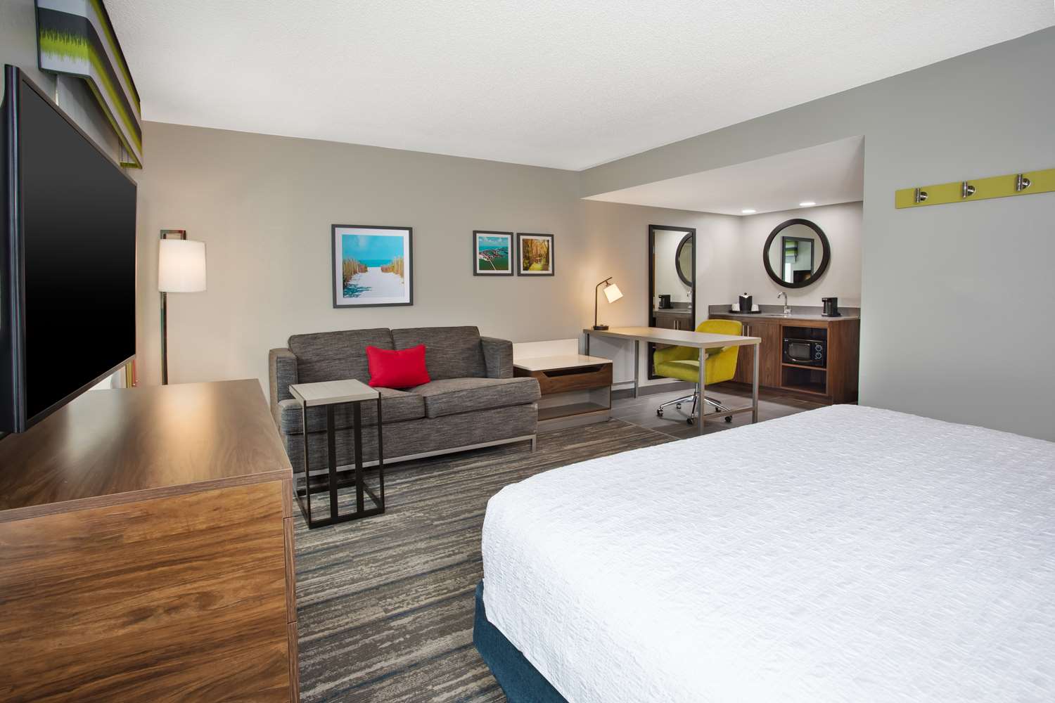 hampton inn and suites cape coral fort myers area fl