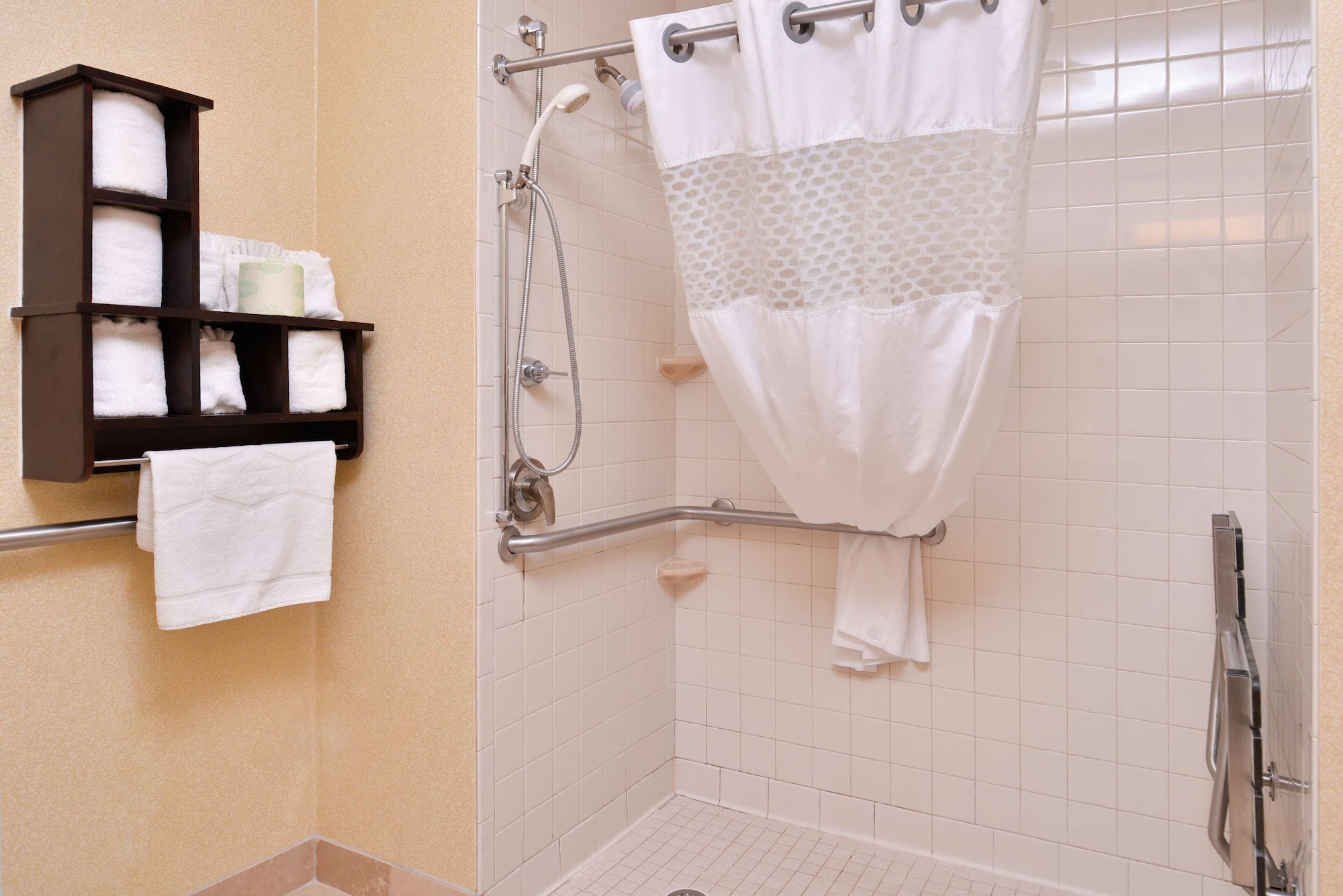 hampton inn and suites cape coral fort myers area fl