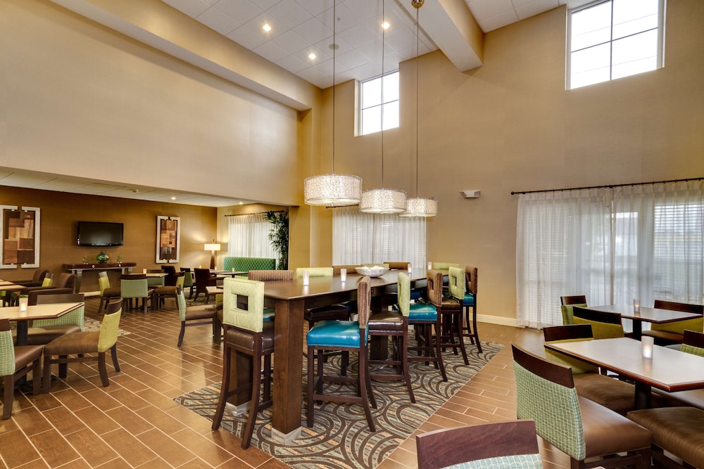 hampton inn and suites cape coral fort myers area fl