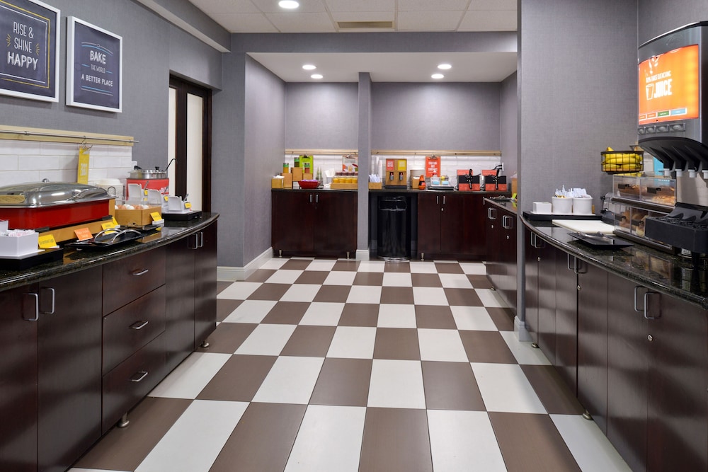 hampton inn and suites cape coral fort myers area fl