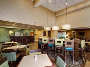 hampton inn and suites cape coral fort myers area fl