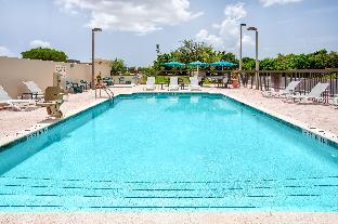 hampton inn and suites cape coral fort myers area fl