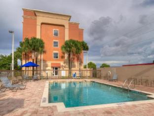 hampton inn and suites cape coral fort myers area fl