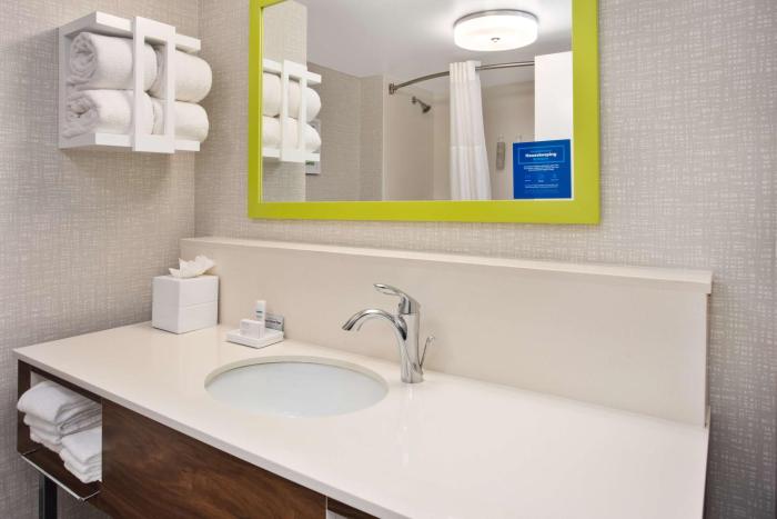 hampton inn and suites cape coral fort myers area fl