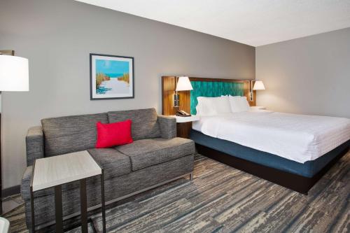 hampton inn and suites cape coral fort myers area fl