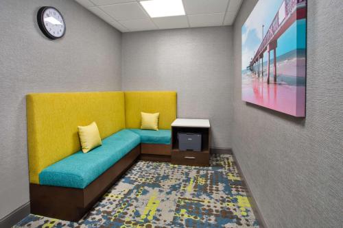 hampton inn and suites cape coral fort myers area fl