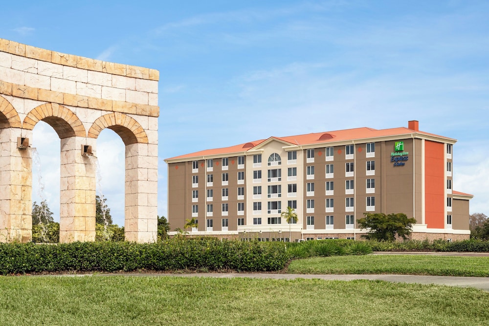 holiday inn express and suites ft myers east the forum