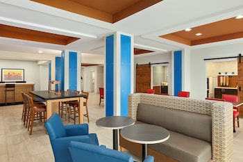 Holiday Inn Express & Suites Ft Myers East-The Forum,Fort Myers>>Cape Coral,3 star