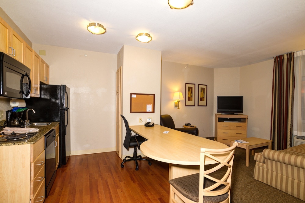 candlewood suites ft myers i 75 an ihg hotel