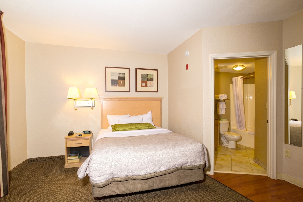 candlewood suites ft myers i 75 an ihg hotel