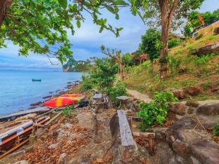 phuphaya seaview resort adults only