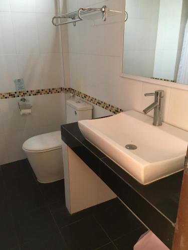 grand thai house resort