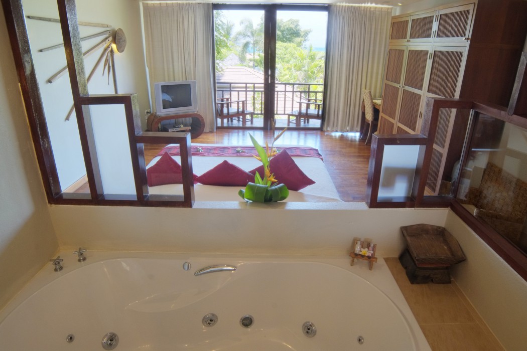 the sunset beach resort and spa taling ngam