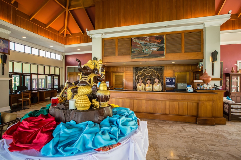 the fair house beach resort and hotel