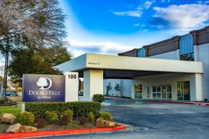 doubletree by hilton fort worth south