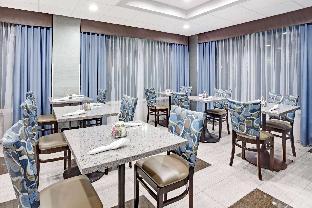 wyndham garden charlotte airport southeast