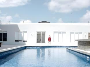 azana style hotel pamekasan madura