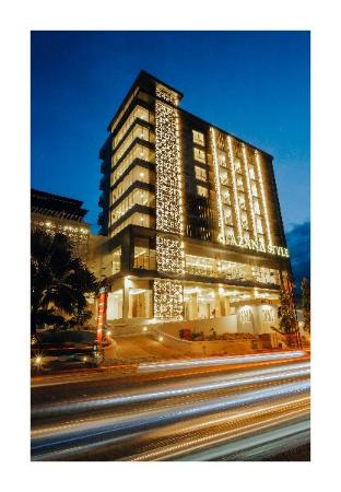 azana style hotel pamekasan madura