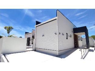 churaumi village pool and terrace