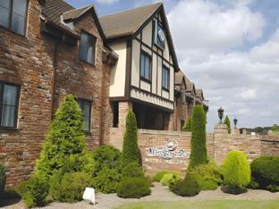 woodbury park hotel and golf club