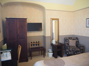 meare manor