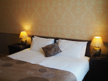 meare manor