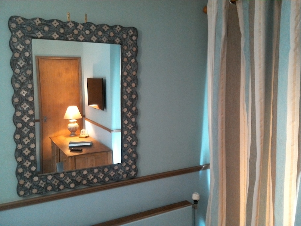 meare manor