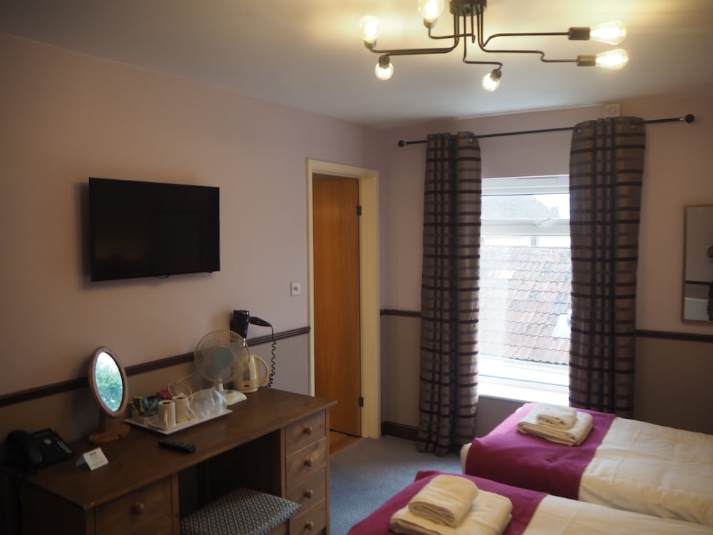 meare manor