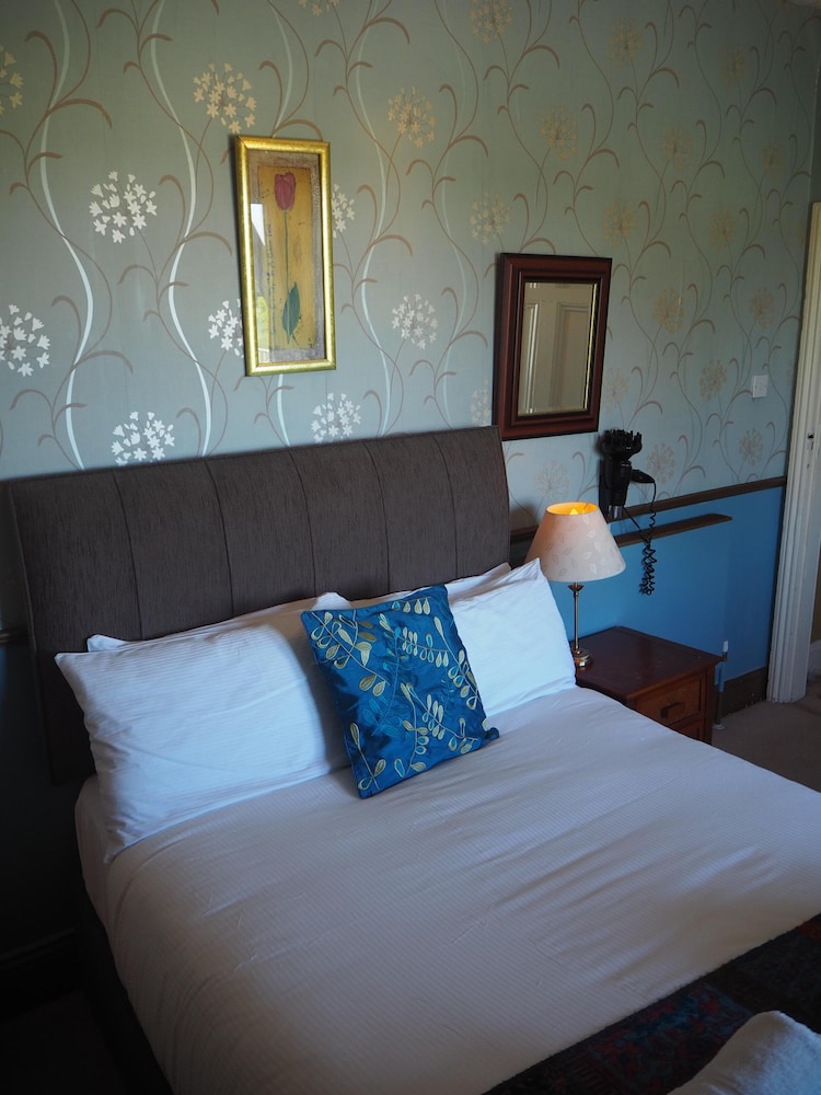 meare manor
