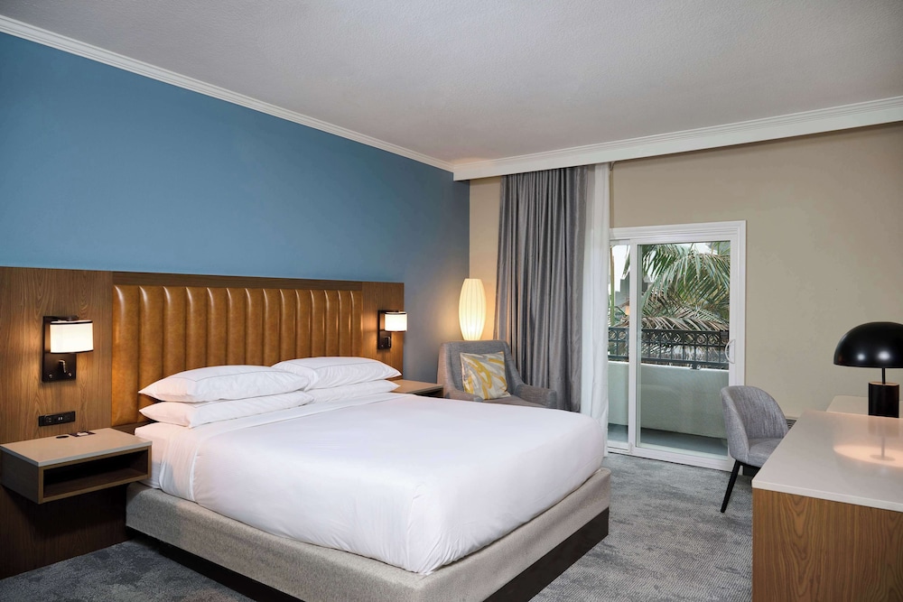 doubletree by hilton chatsworth