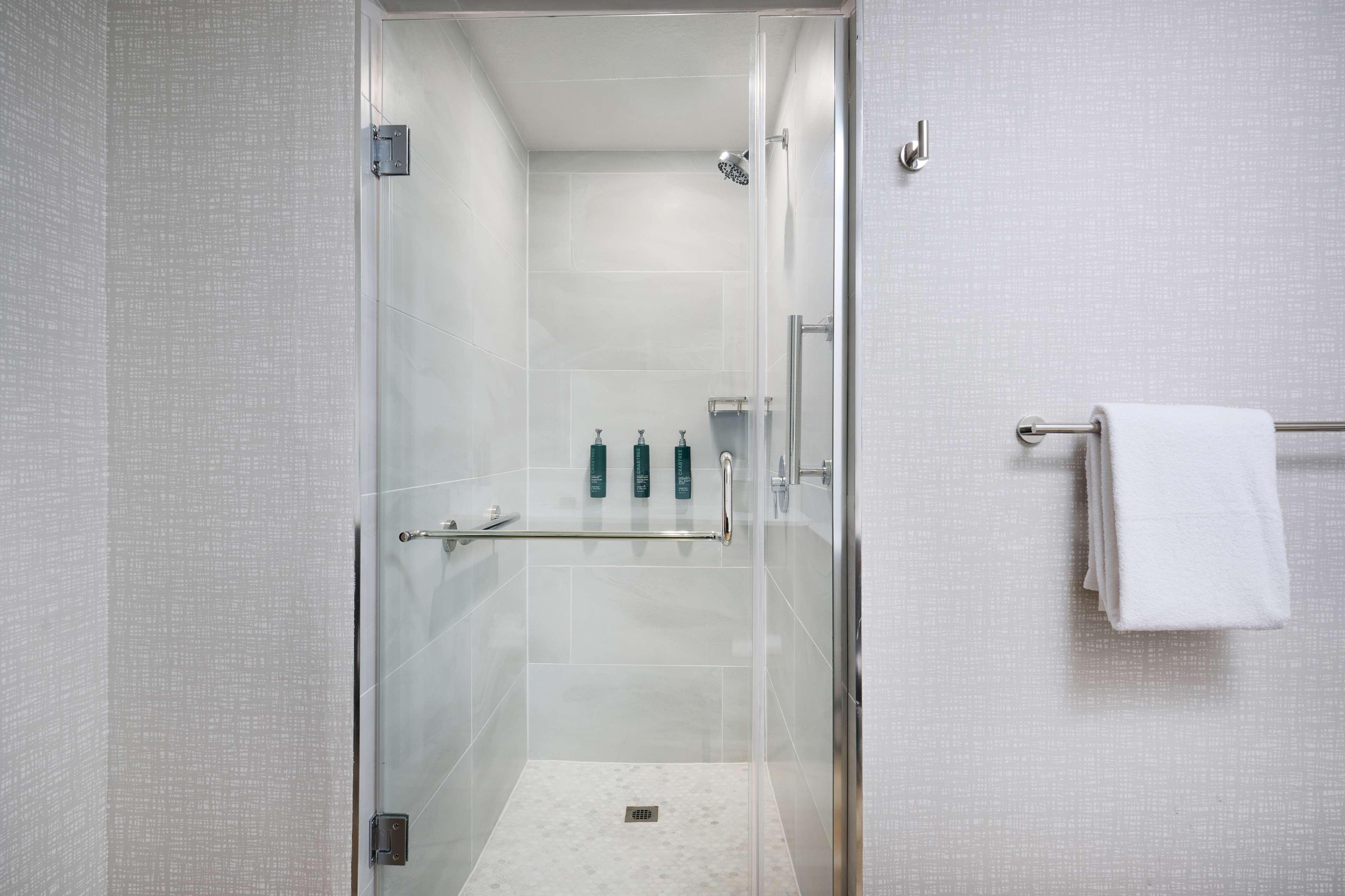doubletree by hilton chatsworth
