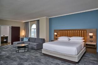 doubletree by hilton chatsworth