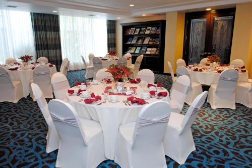 doubletree by hilton chatsworth