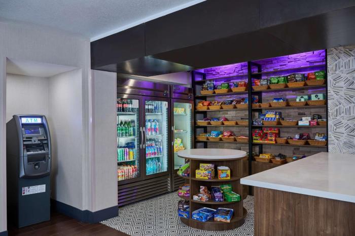 doubletree by hilton chatsworth