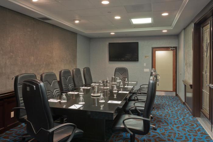 doubletree by hilton chatsworth