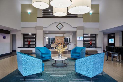 doubletree by hilton chatsworth