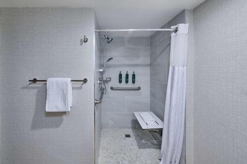 doubletree by hilton chatsworth