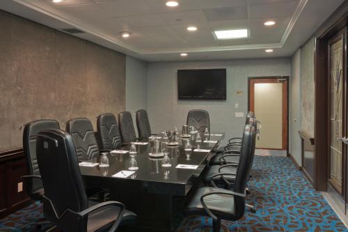 doubletree by hilton chatsworth