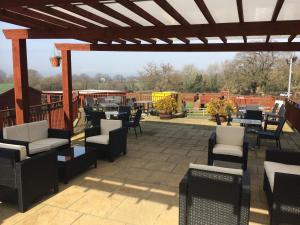 hunters lodge inn