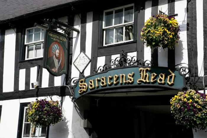 the saracens head hotel