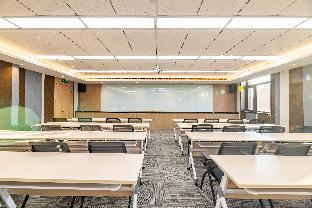 hanting premium hotel youjia baicheng shengli xi road