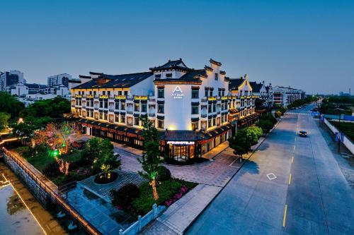 atour hotel wuzhen