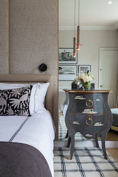 the alest hotel
