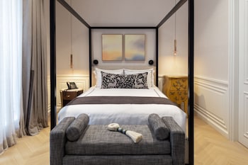the alest hotel