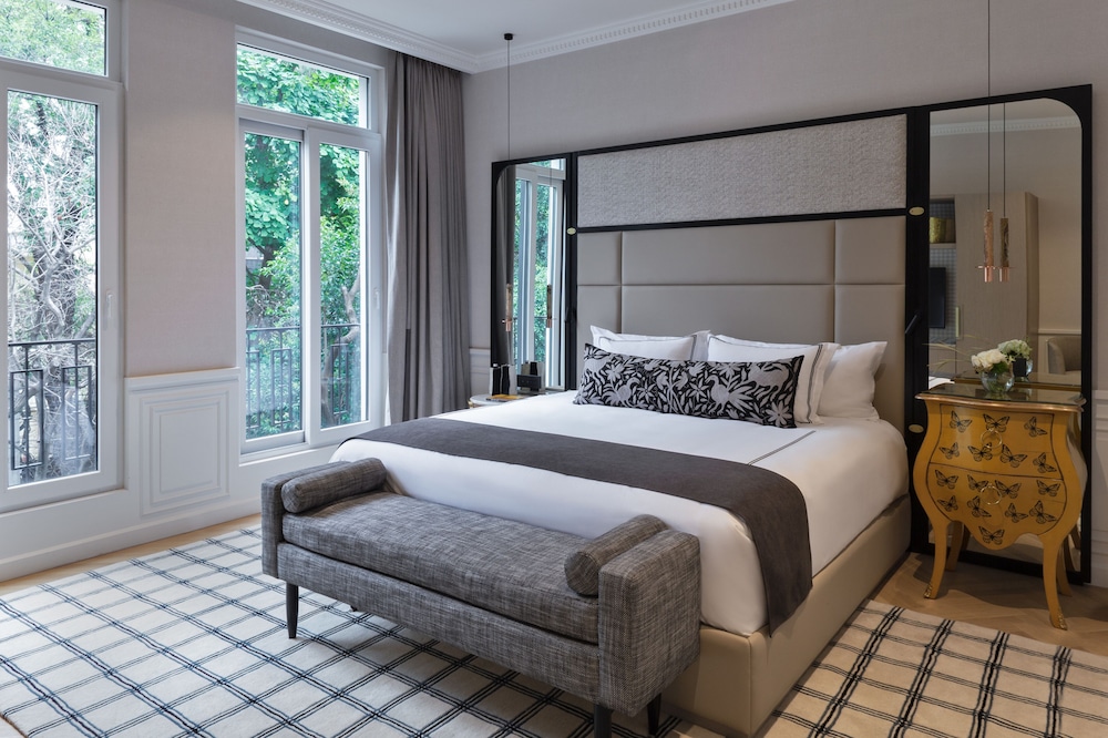 the alest hotel