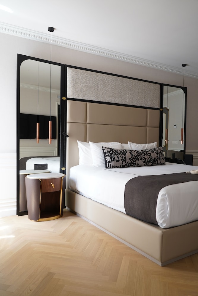 the alest hotel