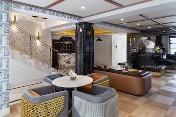the alest hotel