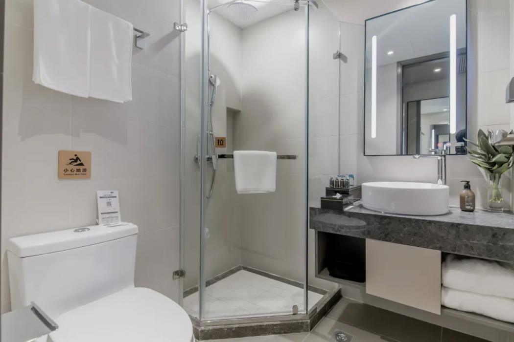 home inn selected shanghai expo garden chengshan road metro station