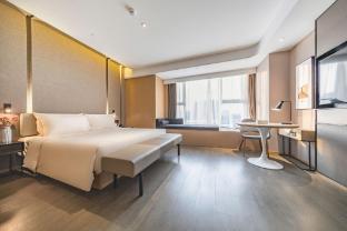 atour hotel jinan gongye south road cbd